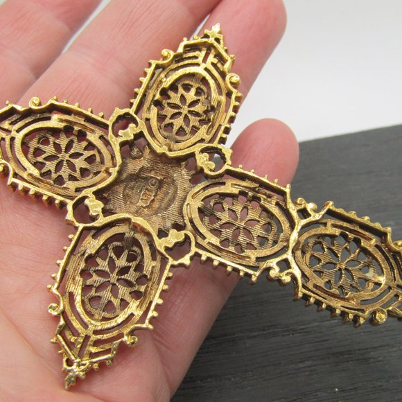 Vintage Arthur Pepper Cross Necklace Gothic Ornate Gold Tone Art 1960s - Picture 4 of 6